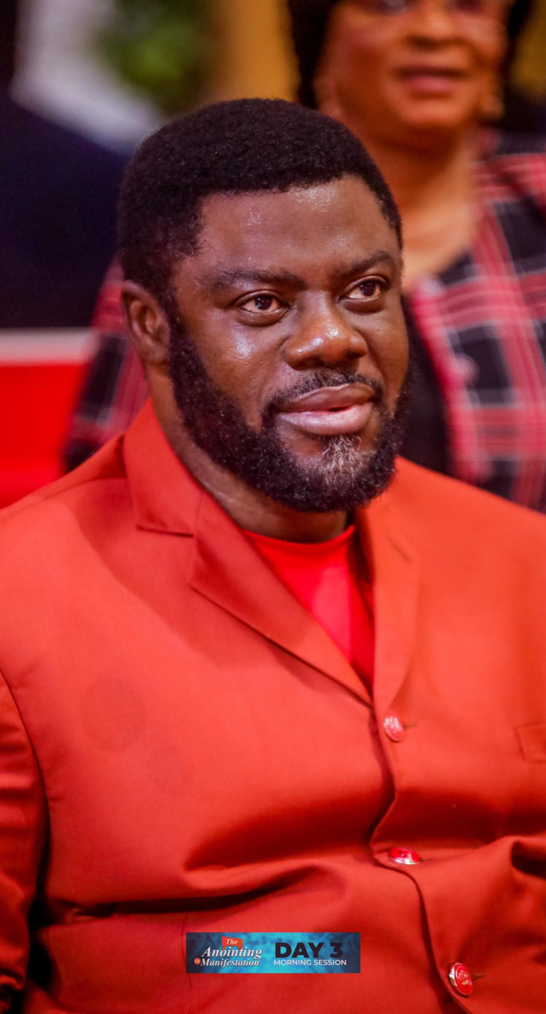 486540237_958356813163808_5852599537176738030_n-768x1426